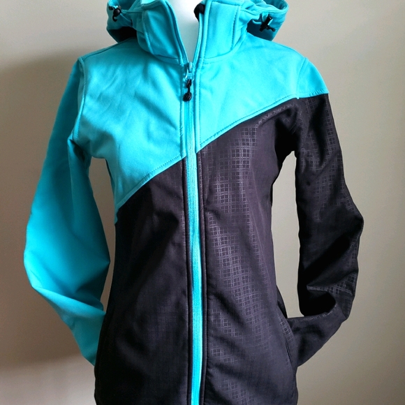 Jacket - Picture 1 of 8